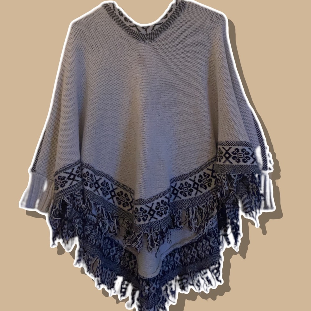 BOHO PONCHO!